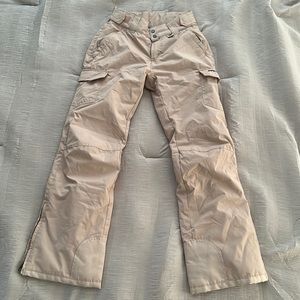 Women’s Insulated Cargo Ski/Snowboard Pants in Khaki, Size Small